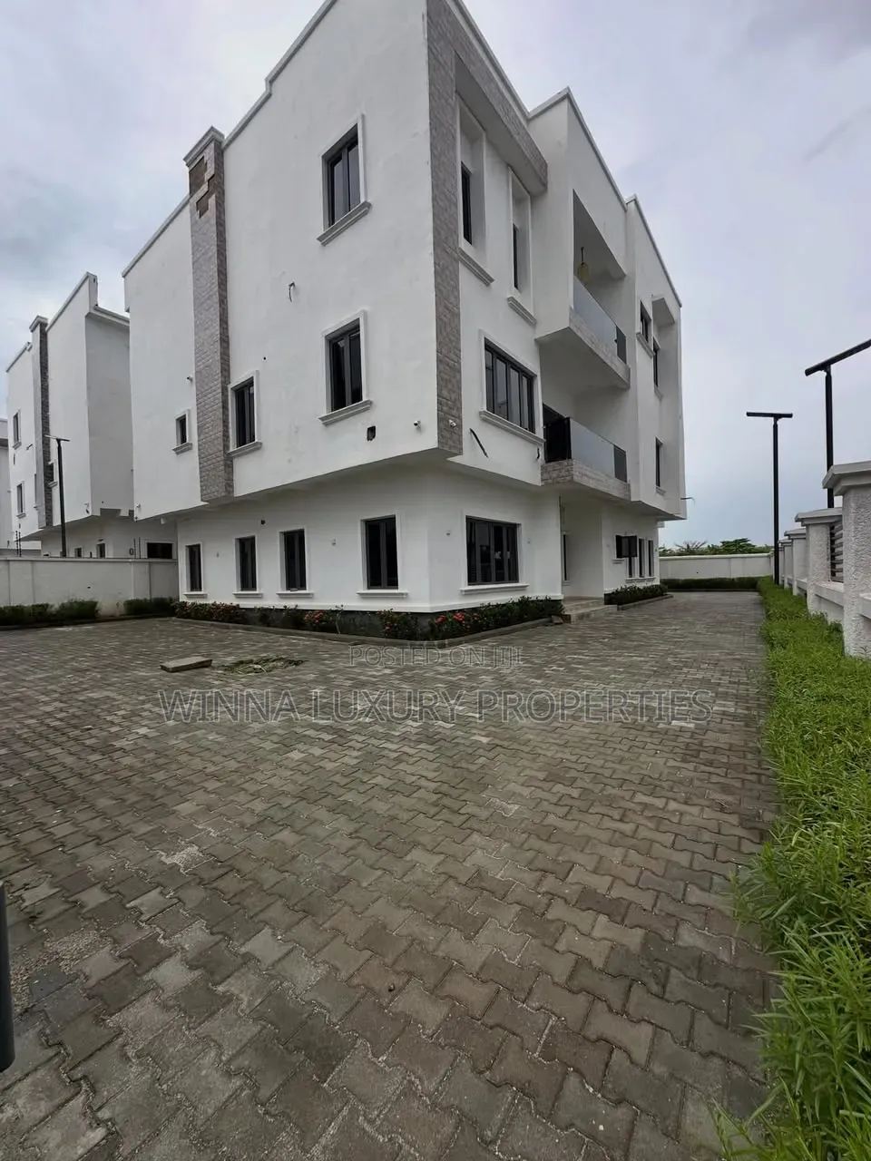 8bdrm Mansion in Asokoro Main for sale in Asokoro