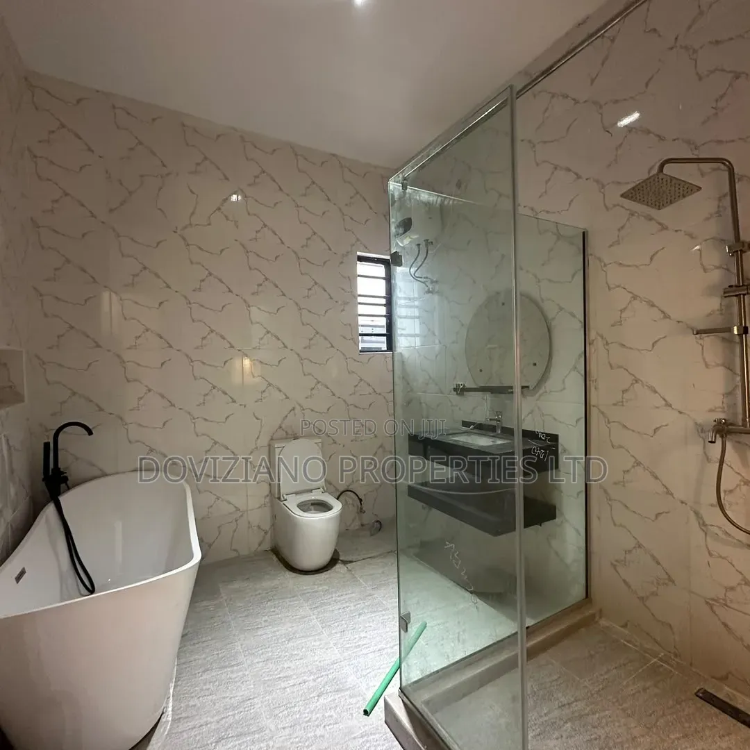 4bdrm Duplex in Abraham Adesanya Estate for sale in Abraham Adesanya Estate