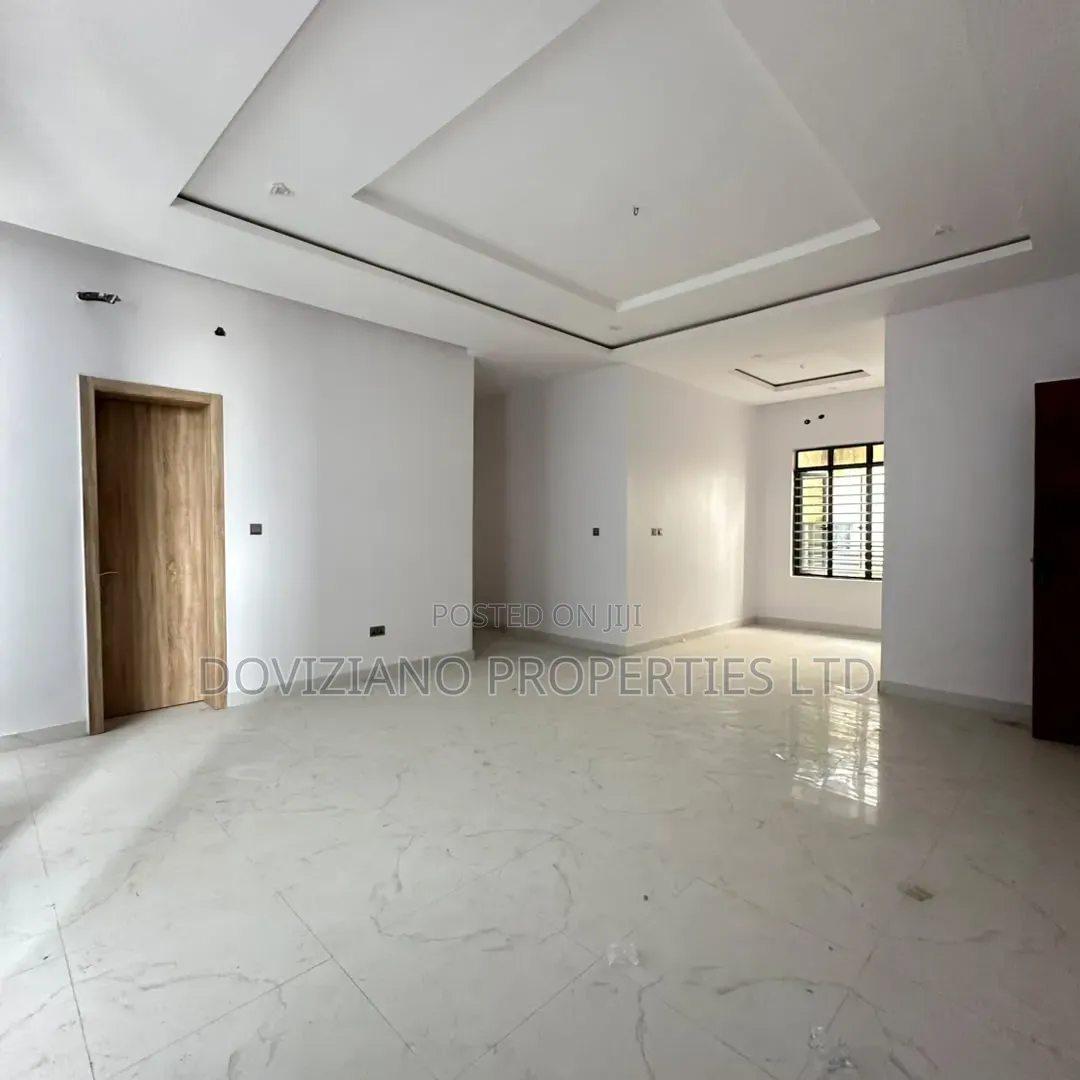 3bdrm Apartment in Abraham Adesanya Estate for sale in Abraham Adesanya Estate