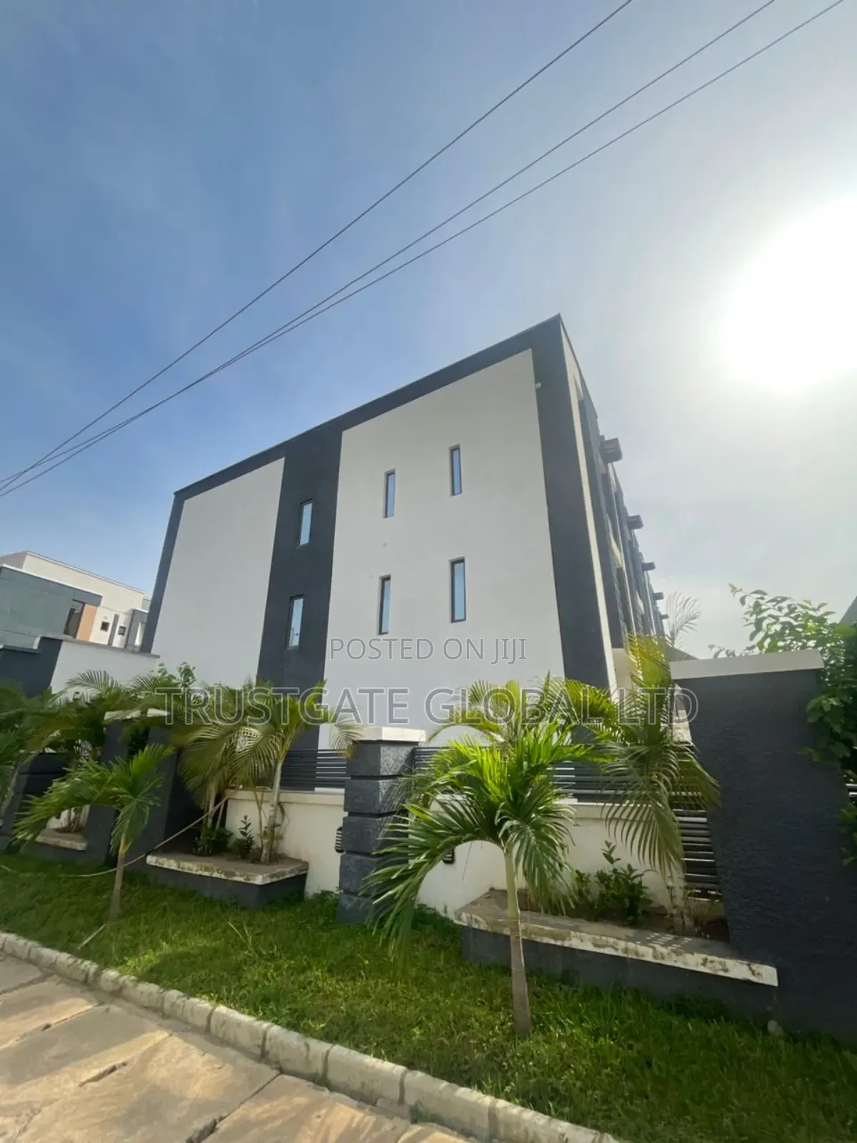 4bdrm Townhouse/Terrace in Life Camp for sale in Life Camp