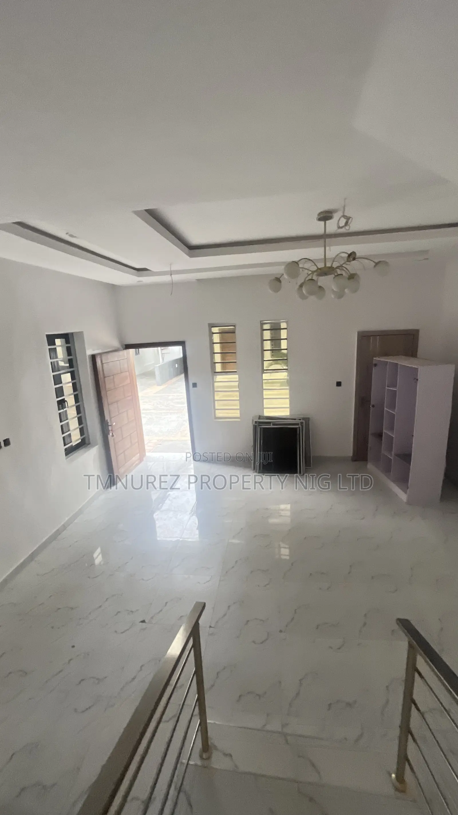 4bdrm Duplex in A Secured Estate, Chevron for rent in Chevron
