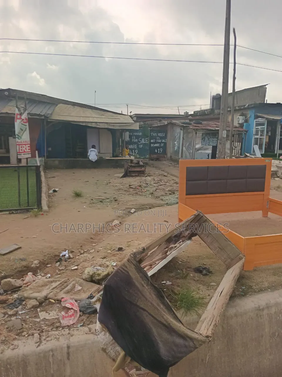 600sqm of Land Along Agric Rd IKORODU in Agric