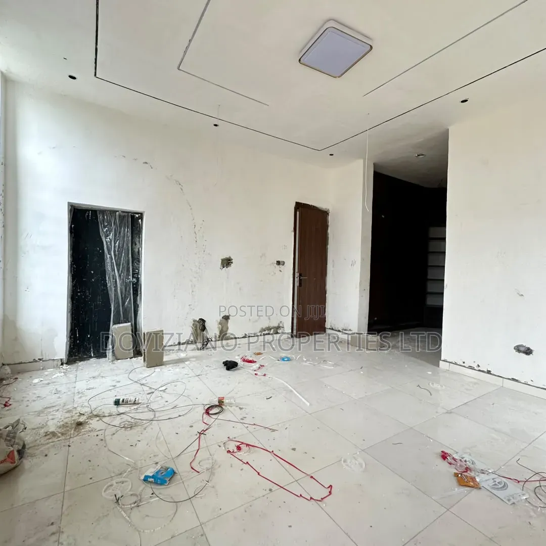 3bdrm Duplex in Sangotedo for sale in Sangotedo