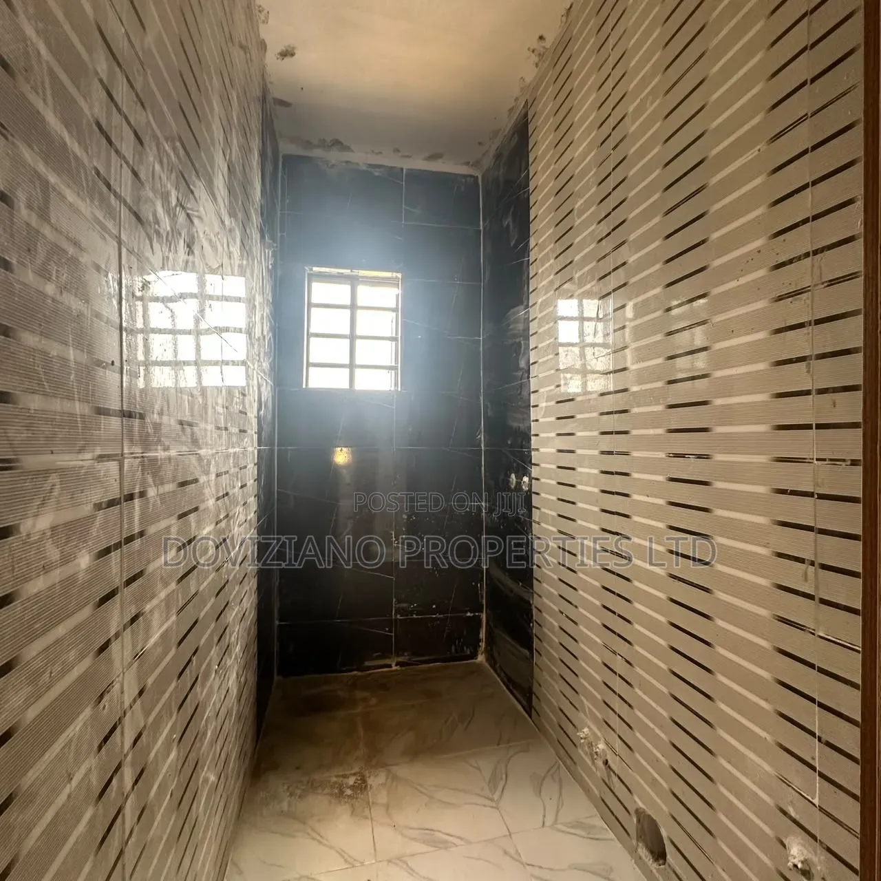 4bdrm Duplex in Ikota for sale in Ikota
