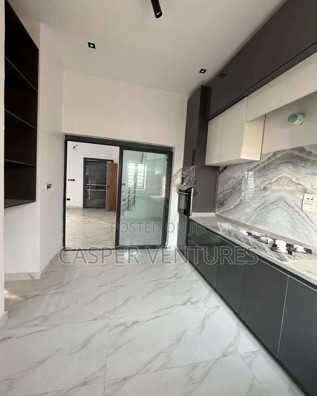 4bdrm Duplex in Westend Estate, Ikota for sale in Ikota
