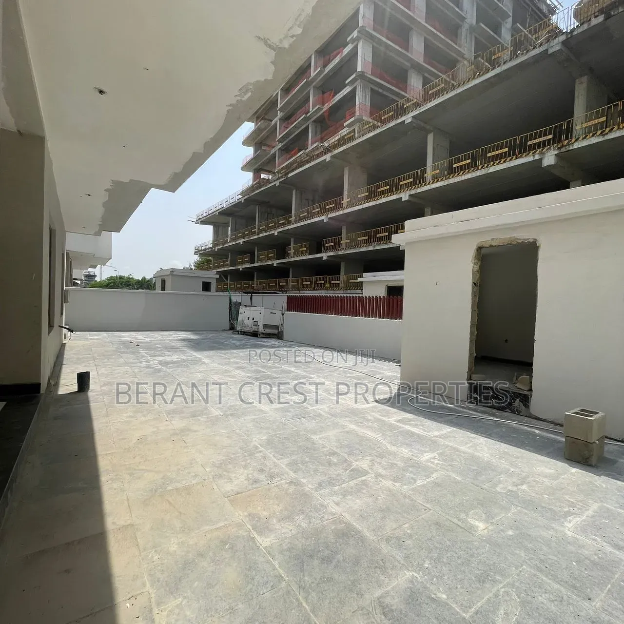 5bdrm Duplex in Private Residence, Banana Island for sale in Banana Island