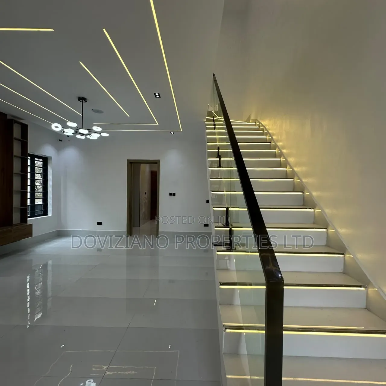 5bdrm Duplex in Sangotedo for sale in Sangotedo