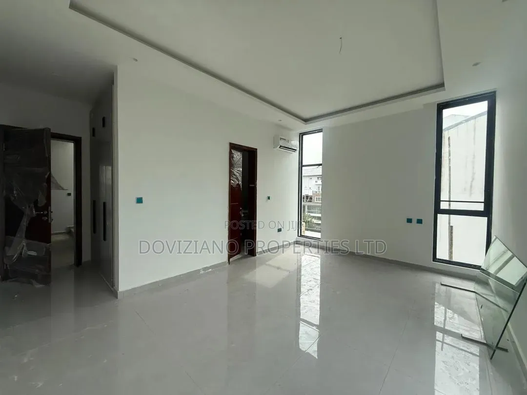 6bdrm Mansion in Old Ikoyi for sale in Old Ikoyi