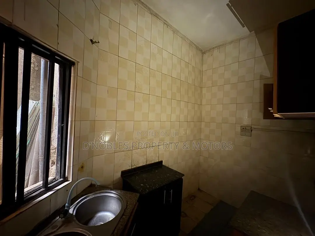 1bdrm Block of Flats in Wuse 2 for rent in Wuse 2