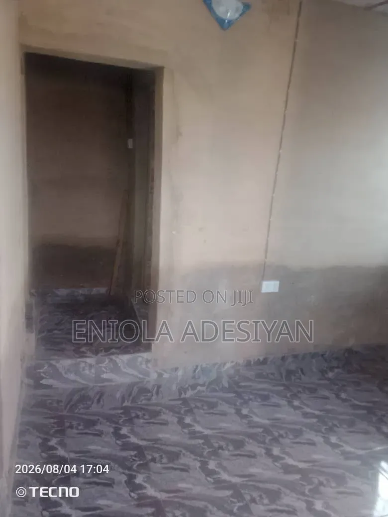 1bdrm Block of Flats in Mayor Estate, Igbogbo for rent in Igbogbo