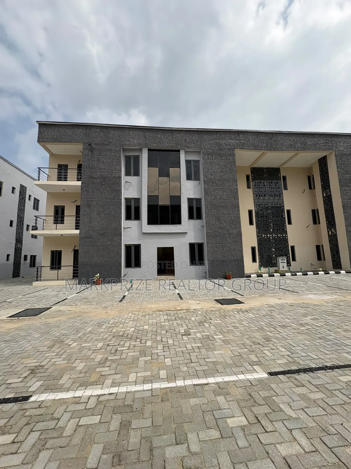 2bdrm Apartment in Abraham Adesanya for sale in Abraham Adesanya