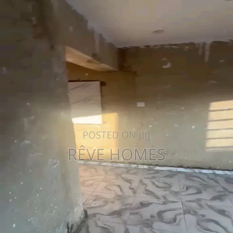 Mini Flat in Soluyi for rent in Soluyi