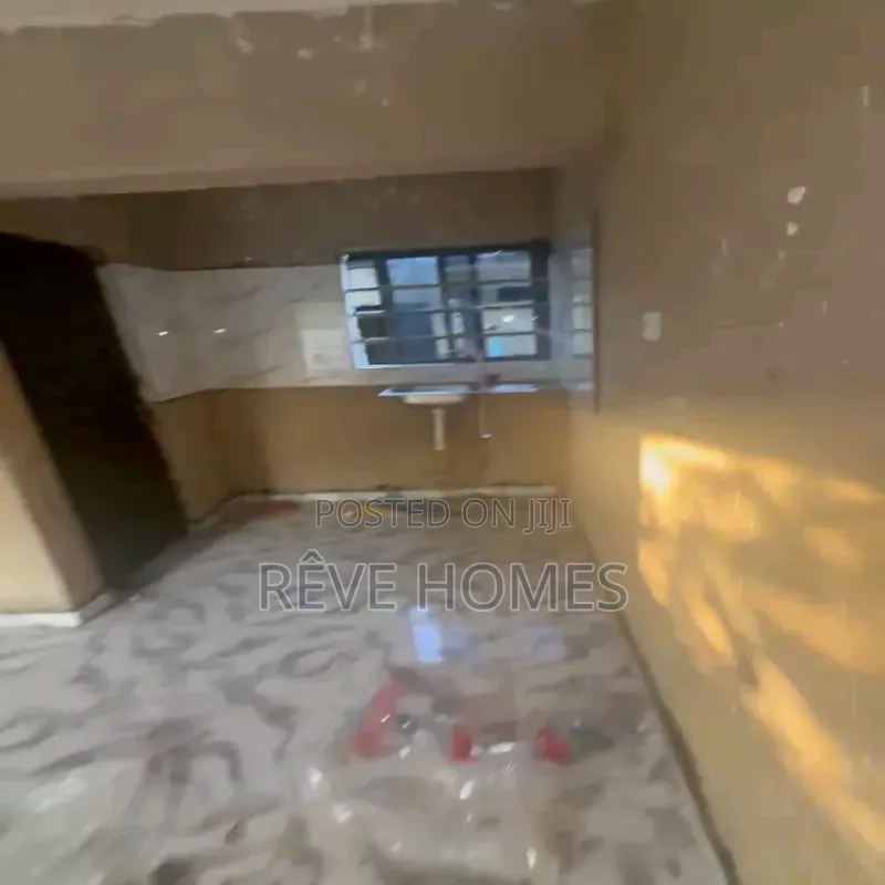 Mini Flat in Soluyi for rent in Soluyi