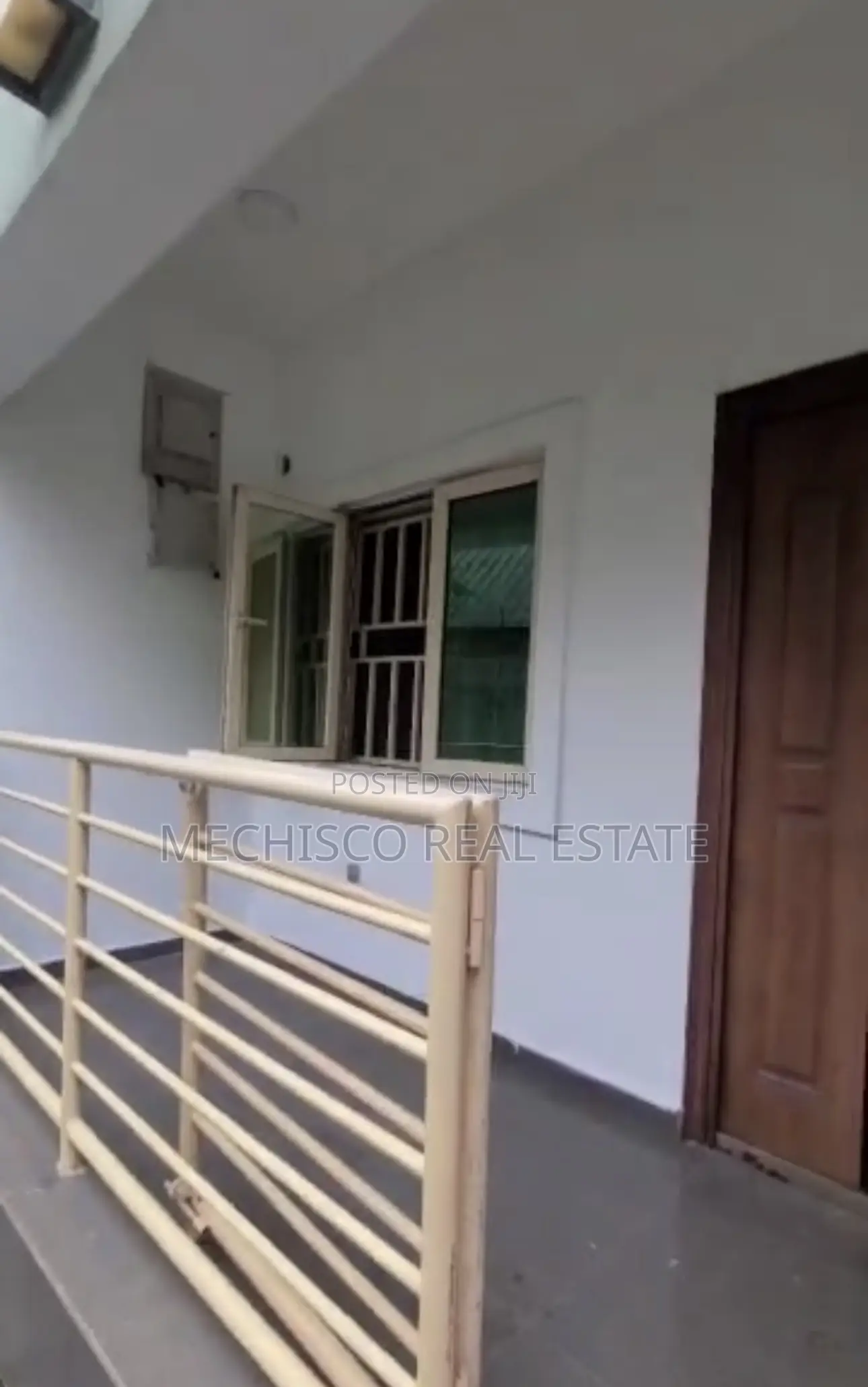 2bdrm Block of Flats in Obio-Akpor for sale in Obio-Akpor