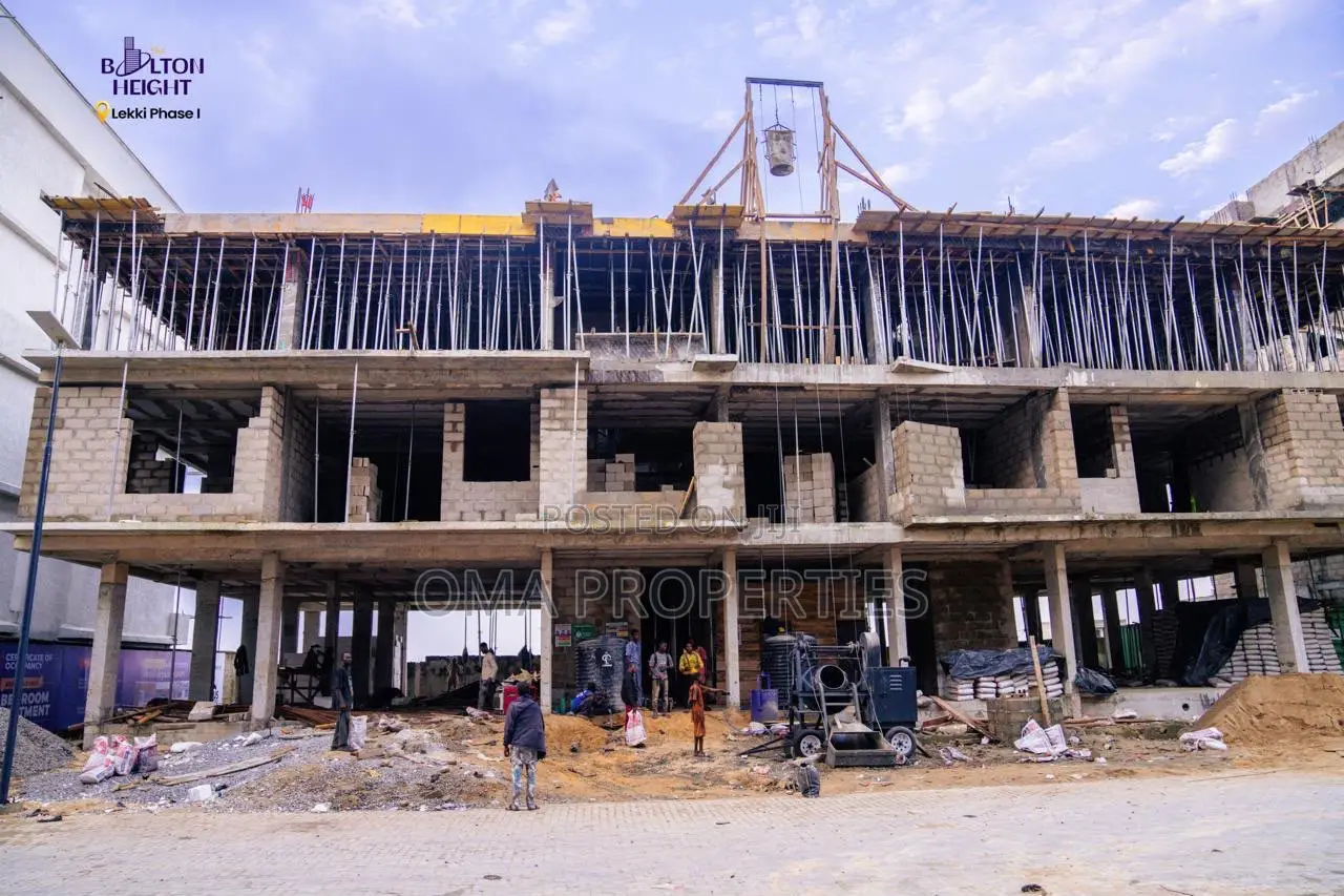 Furnished 2bdrm House in Lekki Phase 1 for sale in Lekki Phase 1