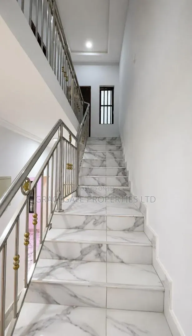 4bdrm Duplex in Apo By Cedarcrest, Zone B for rent in Zone B