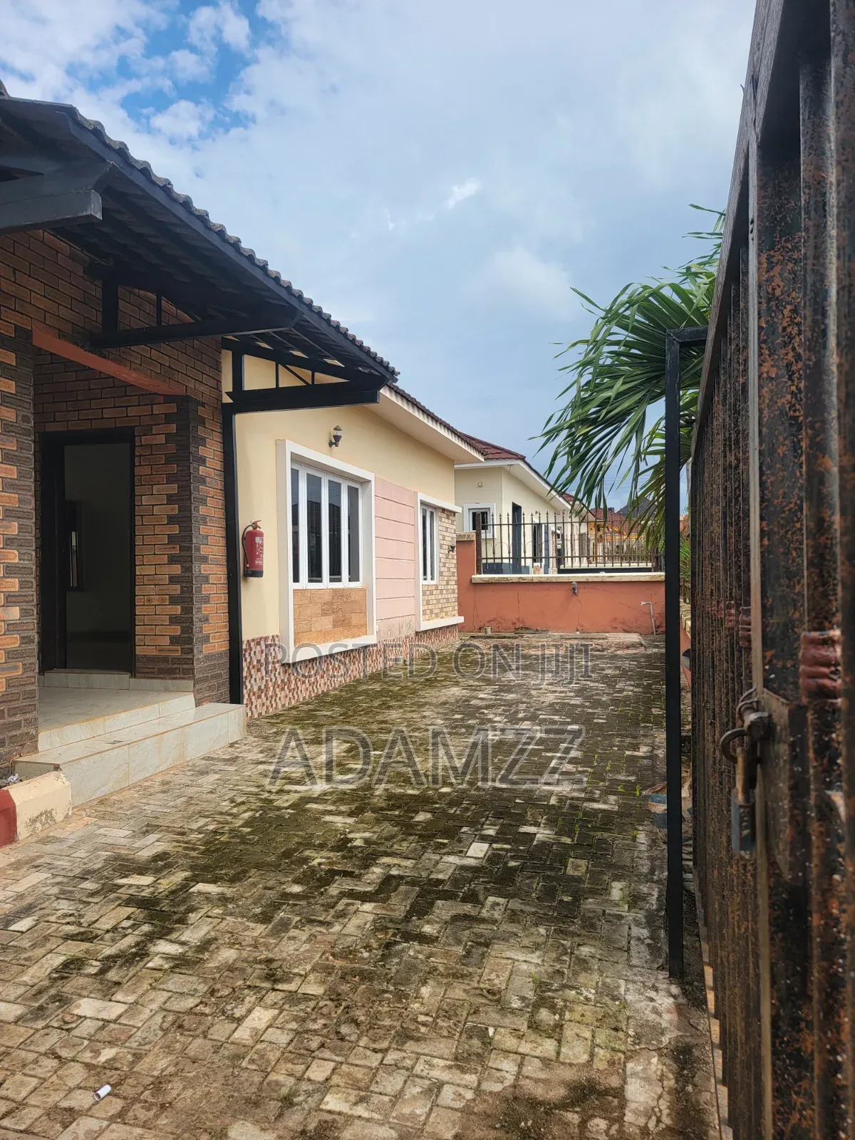 3bdrm Bungalow in Elshama, Enugu for rent in Enugu