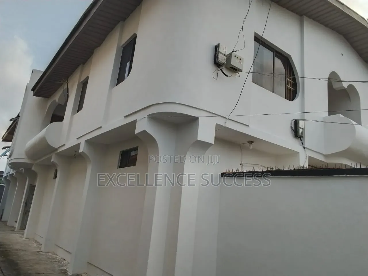 3bdrm Block of Flats in Abaranje Ikotun for sale in Abaranje