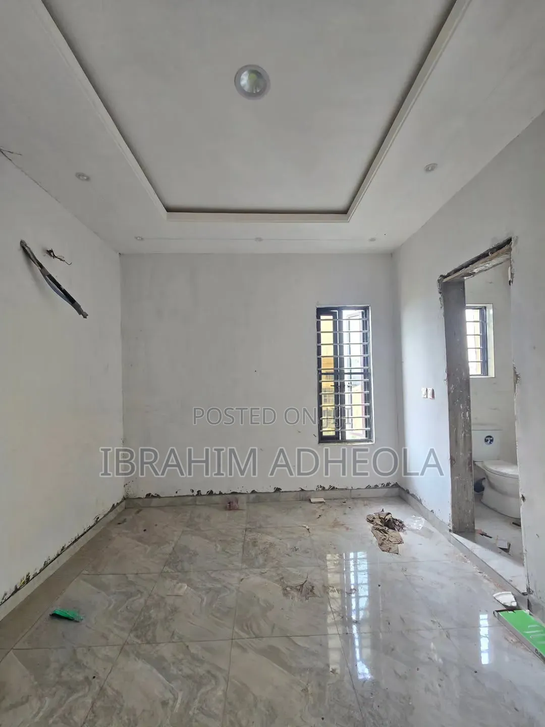3bdrm Apartment in Gbagada, Millenuim/UPS for sale in Millenuim/UPS