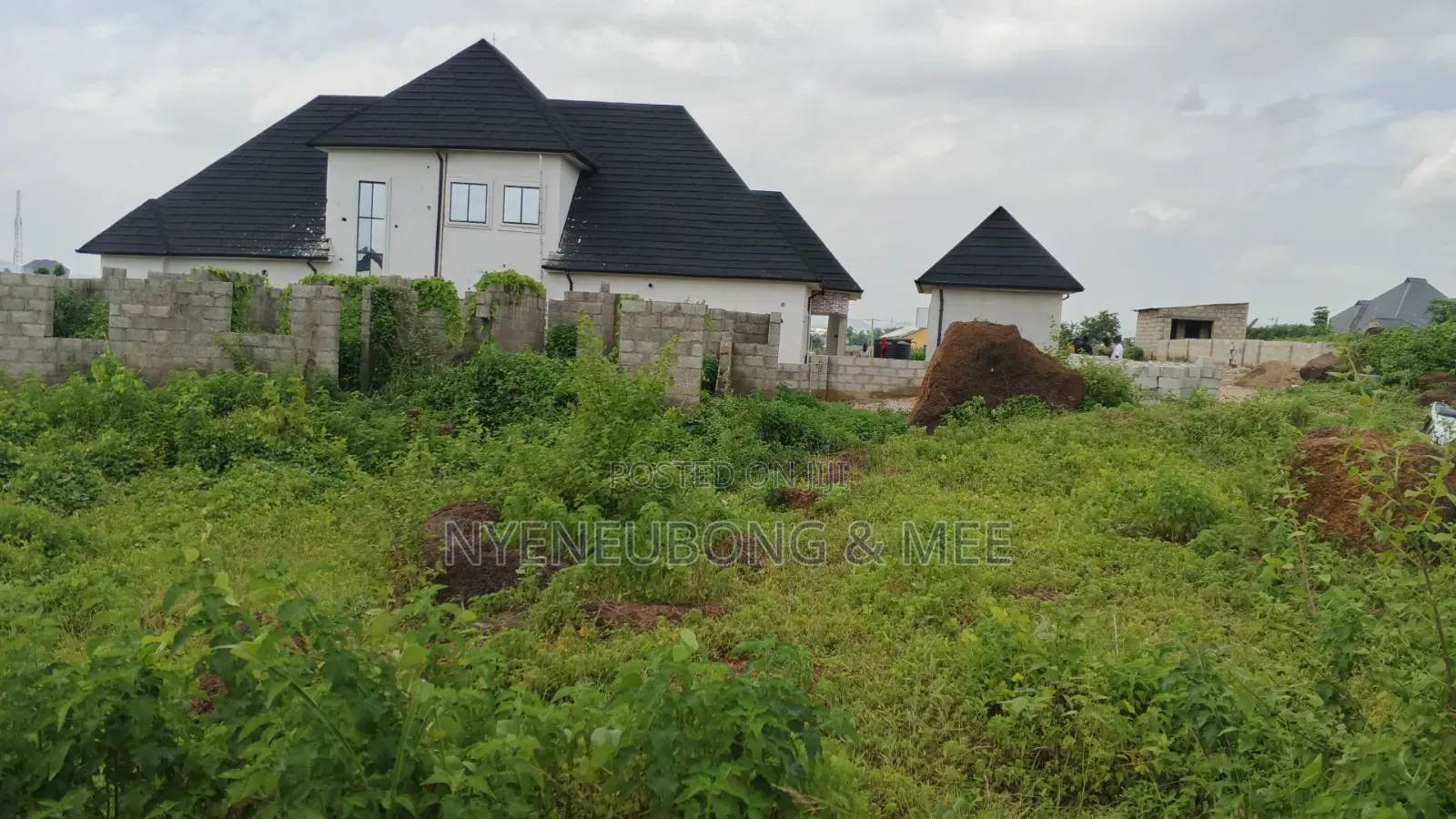 Great Land for Sale 1000sqm. in Karu