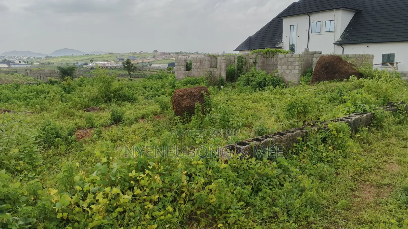 Great Land for Sale 1000sqm. in Karu