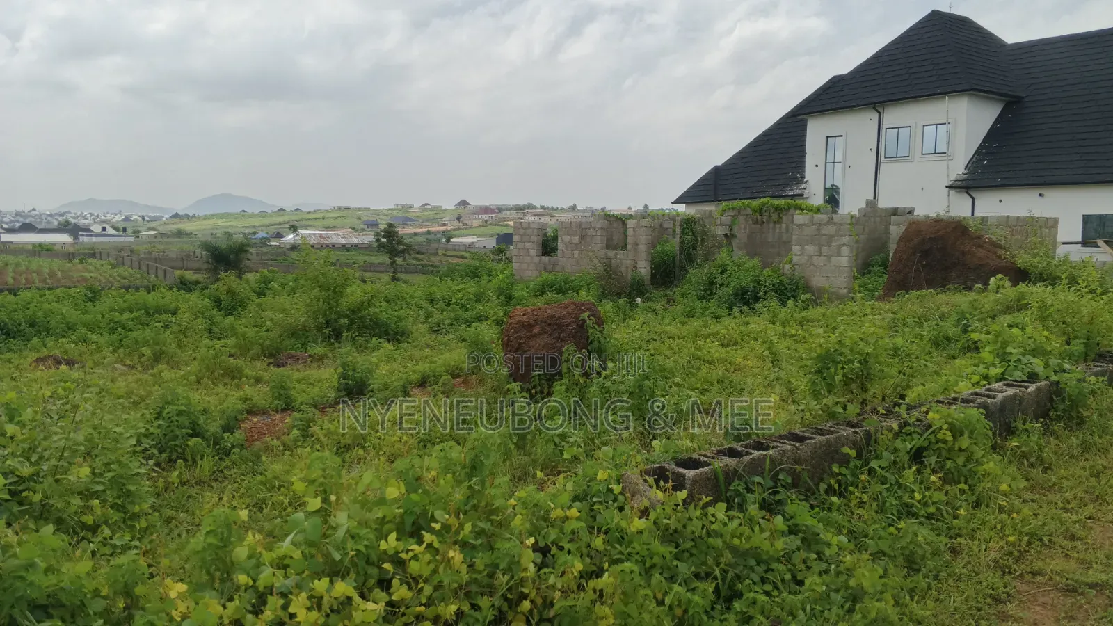 Great Land for Sale 1000sqm. in Karu