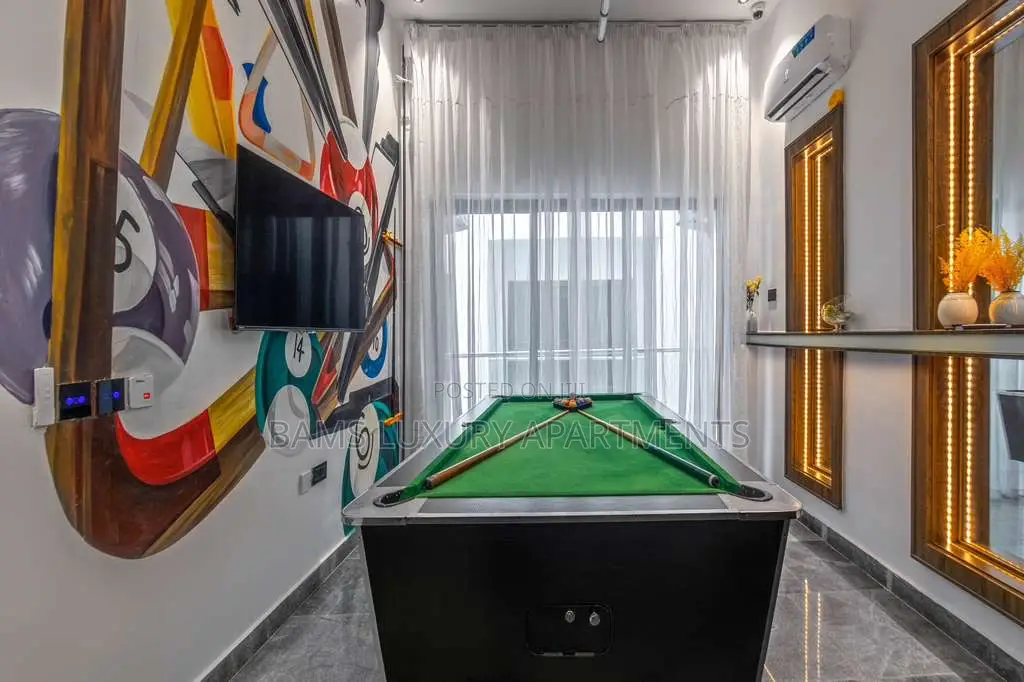 Shortlet Apartment in Lekki Phase 1 in Lekki Phase 1