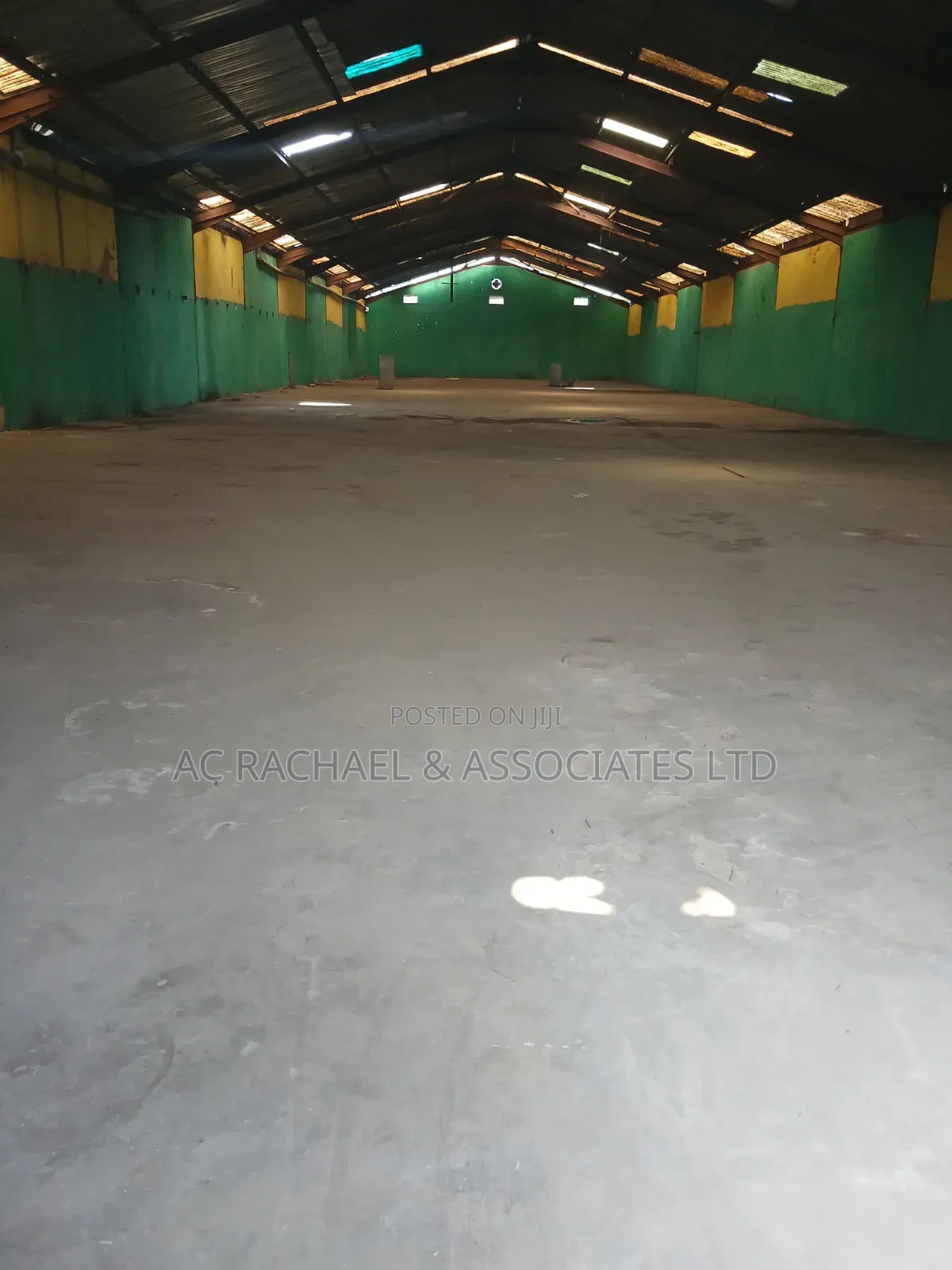 4 Bay Warehouse of 6,950sqm With 14 Offices for Lease in Oshodi Expressway