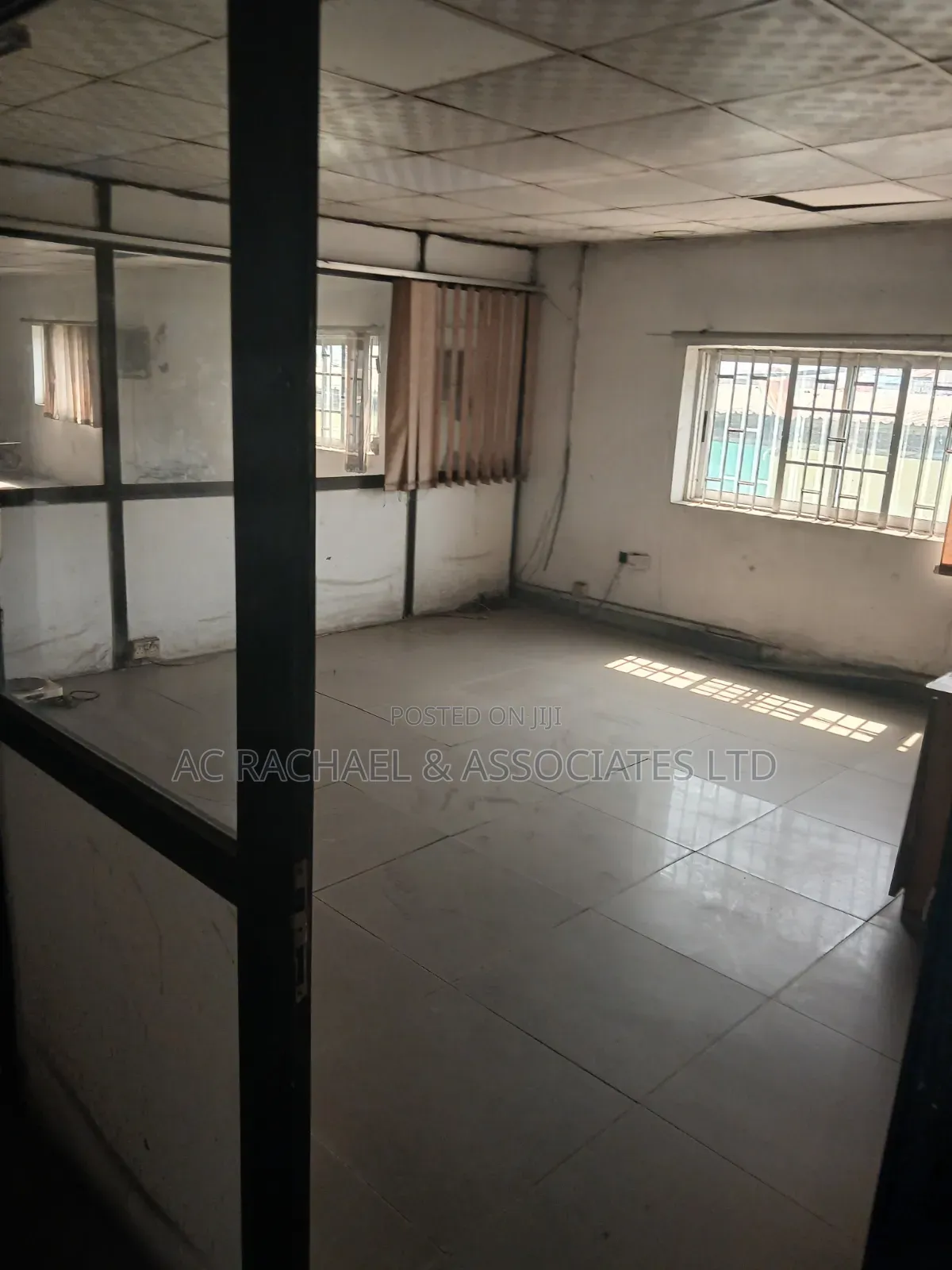 4 Bay Warehouse of 6,950sqm With 14 Offices for Lease in Oshodi Expressway