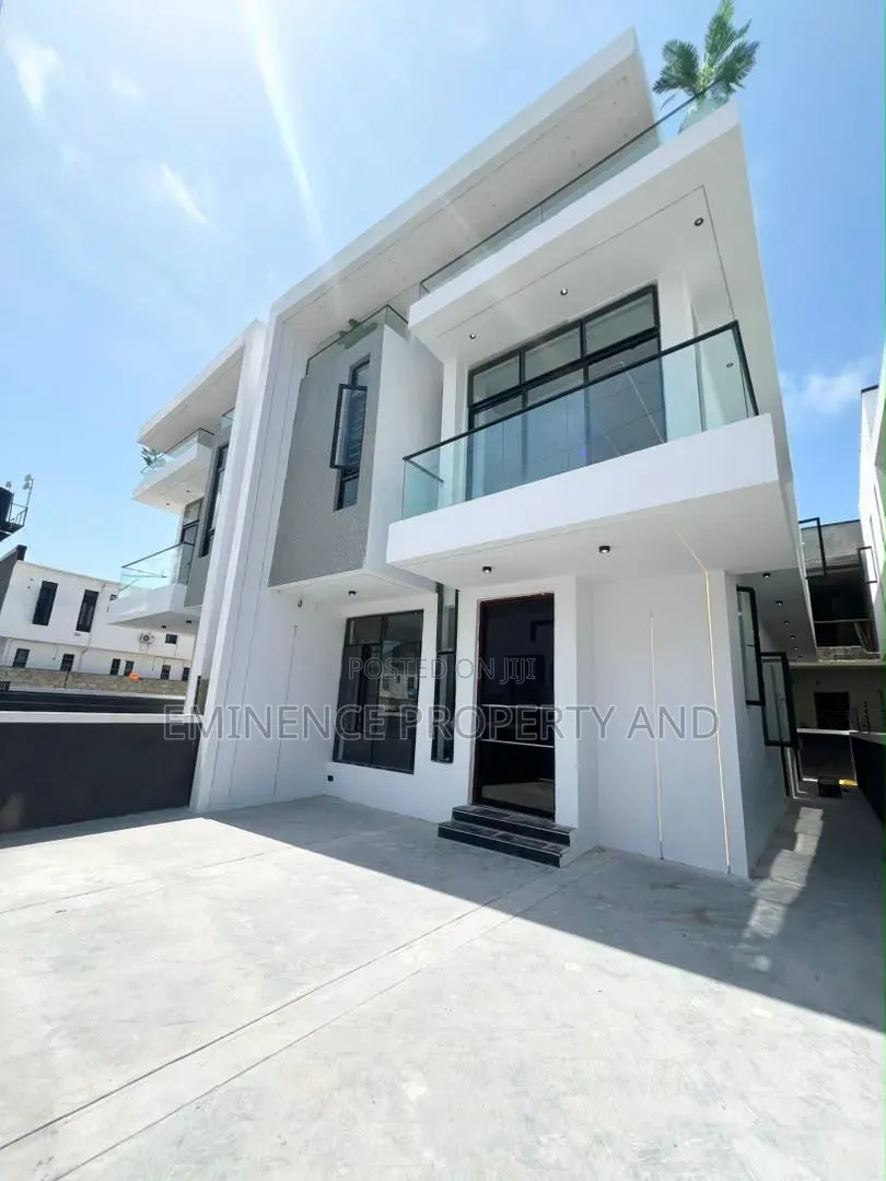 4bdrm Duplex in Ikota for sale in Ikota