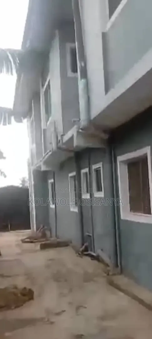 2bdrm Block of Flats in Abaranje for sale in Abaranje