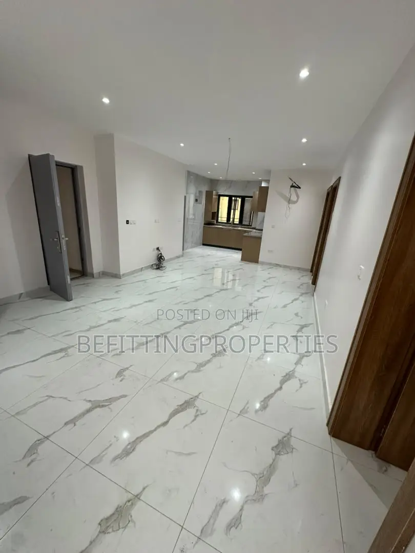 3bdrm Apartment in Yaba for rent in Yaba