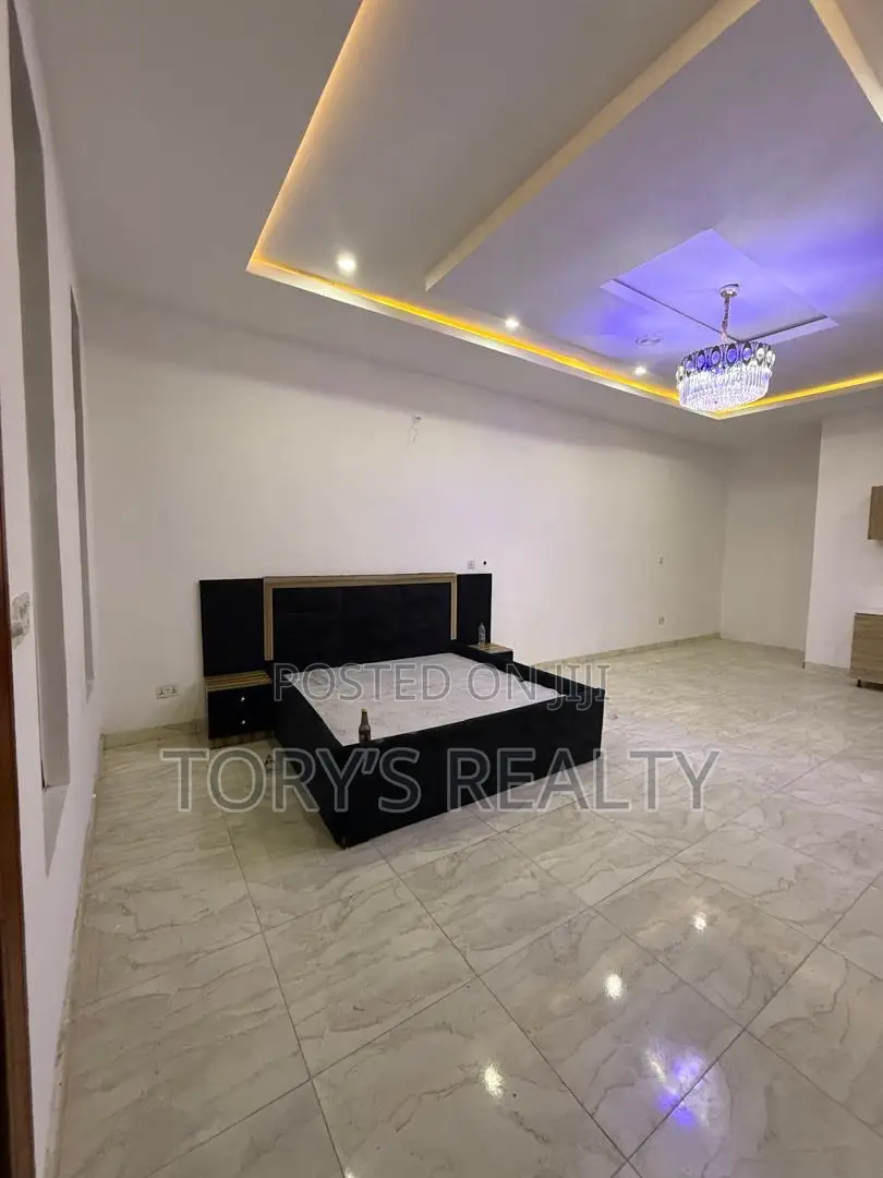 Studio Apartment in Lekki Phase 2 for rent in Lekki Phase 2
