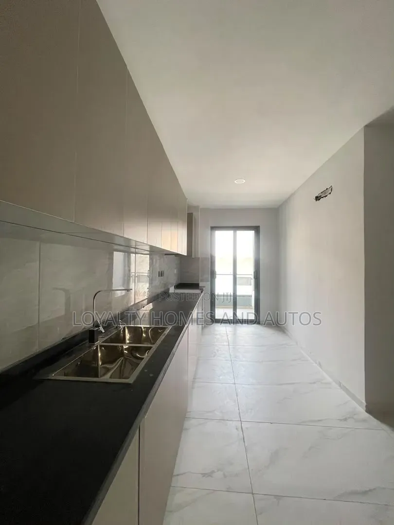 5bdrm Duplex in Ogudu GRA for sale in Ogudu GRA