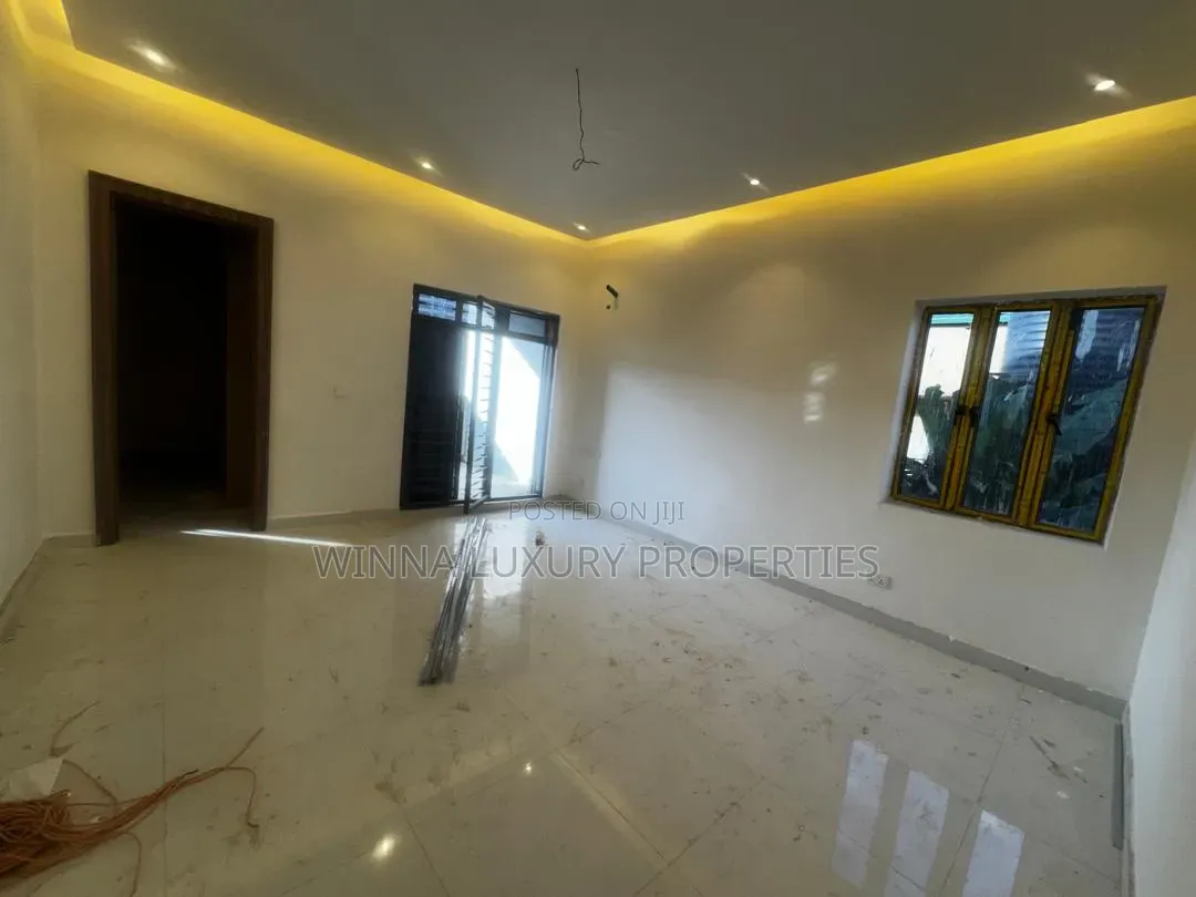 6bdrm Duplex in Garki Area 11 for rent in Garki