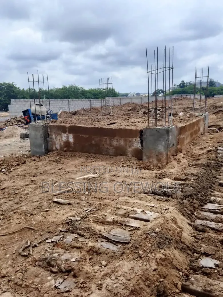 170sqm of Estate Plot Apo in Apo Resettlement