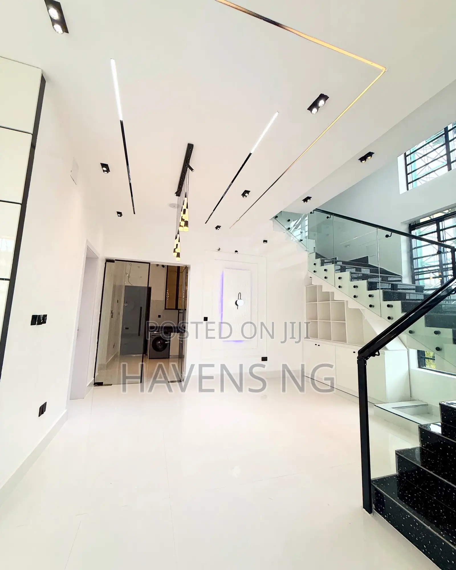 5bdrm Duplex in Sangotedo for sale in Sangotedo