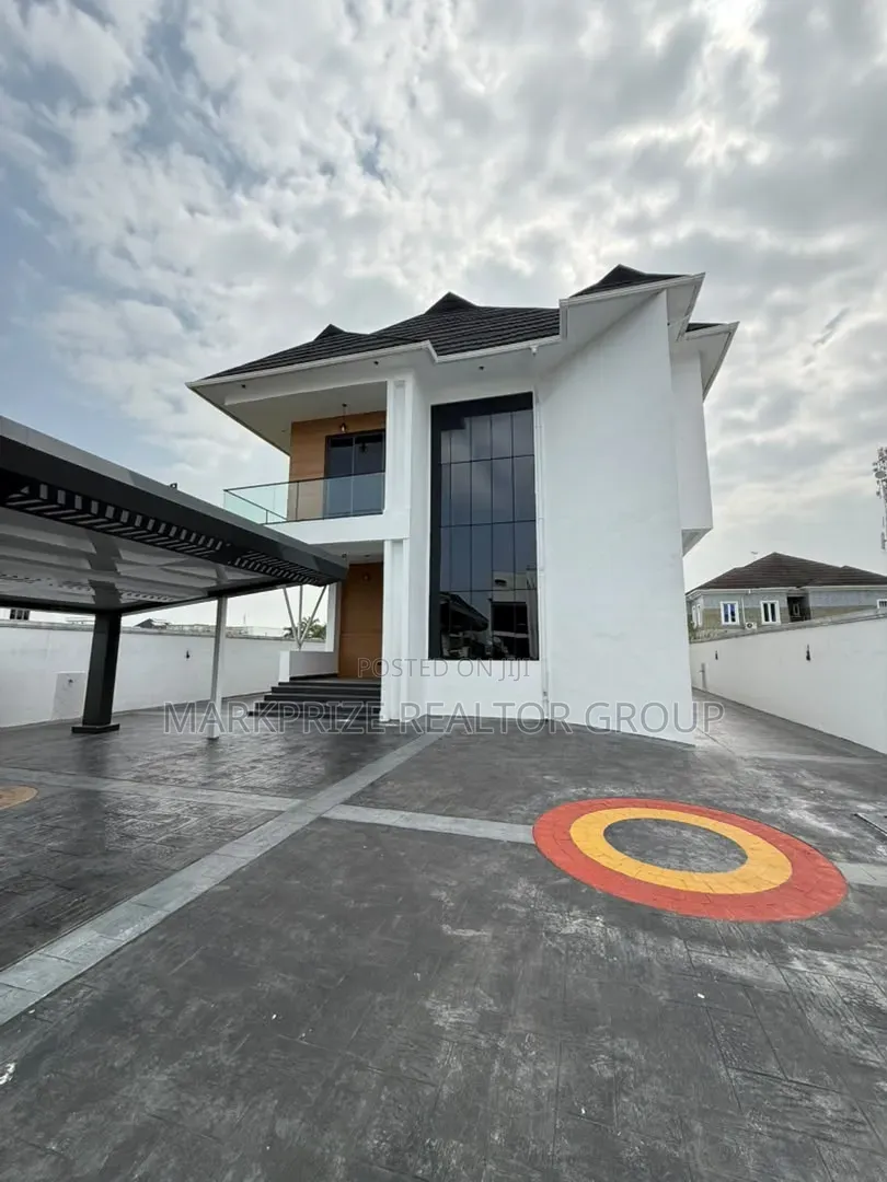 5bdrm Duplex in Lekki Conservative for sale in Lekki Expressway