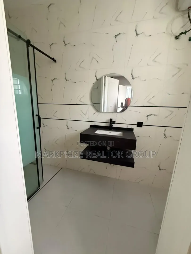 5bdrm Duplex in Lekki Conservative for sale in Lekki Expressway