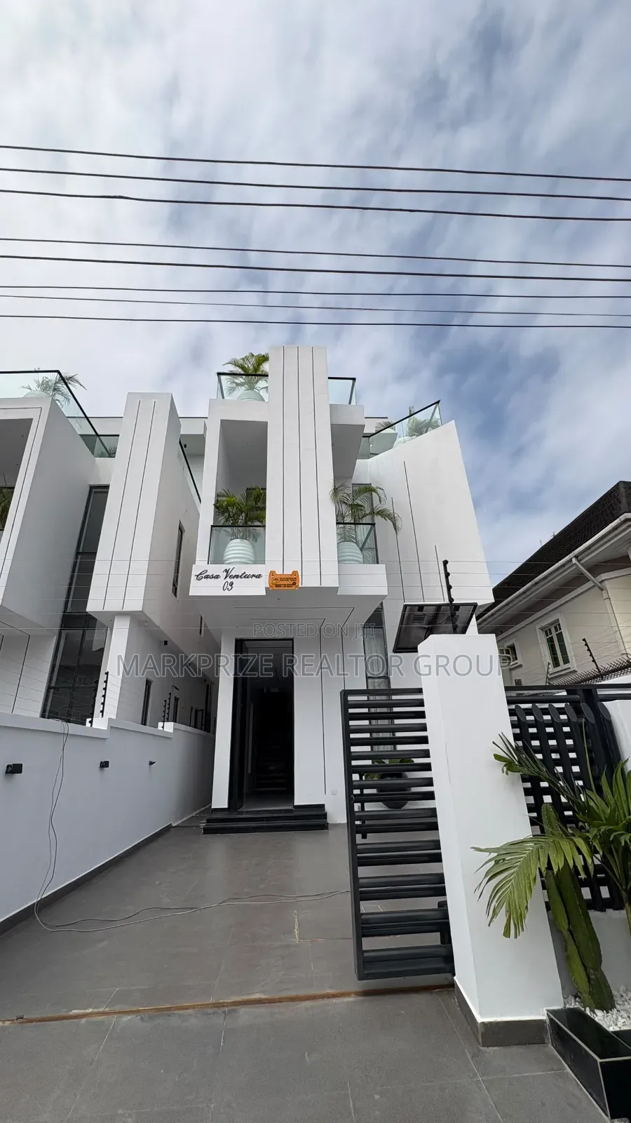 5bdrm Duplex in Ikota Lekki Lagos for sale in Ikota