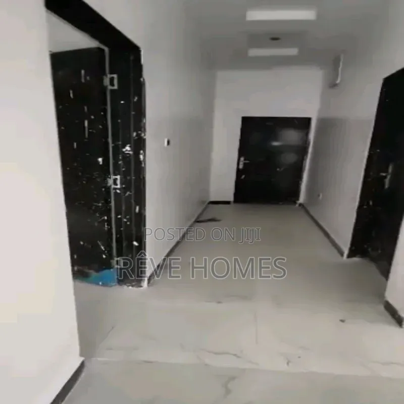 3bdrm Block of Flats in Mende for rent in Mende