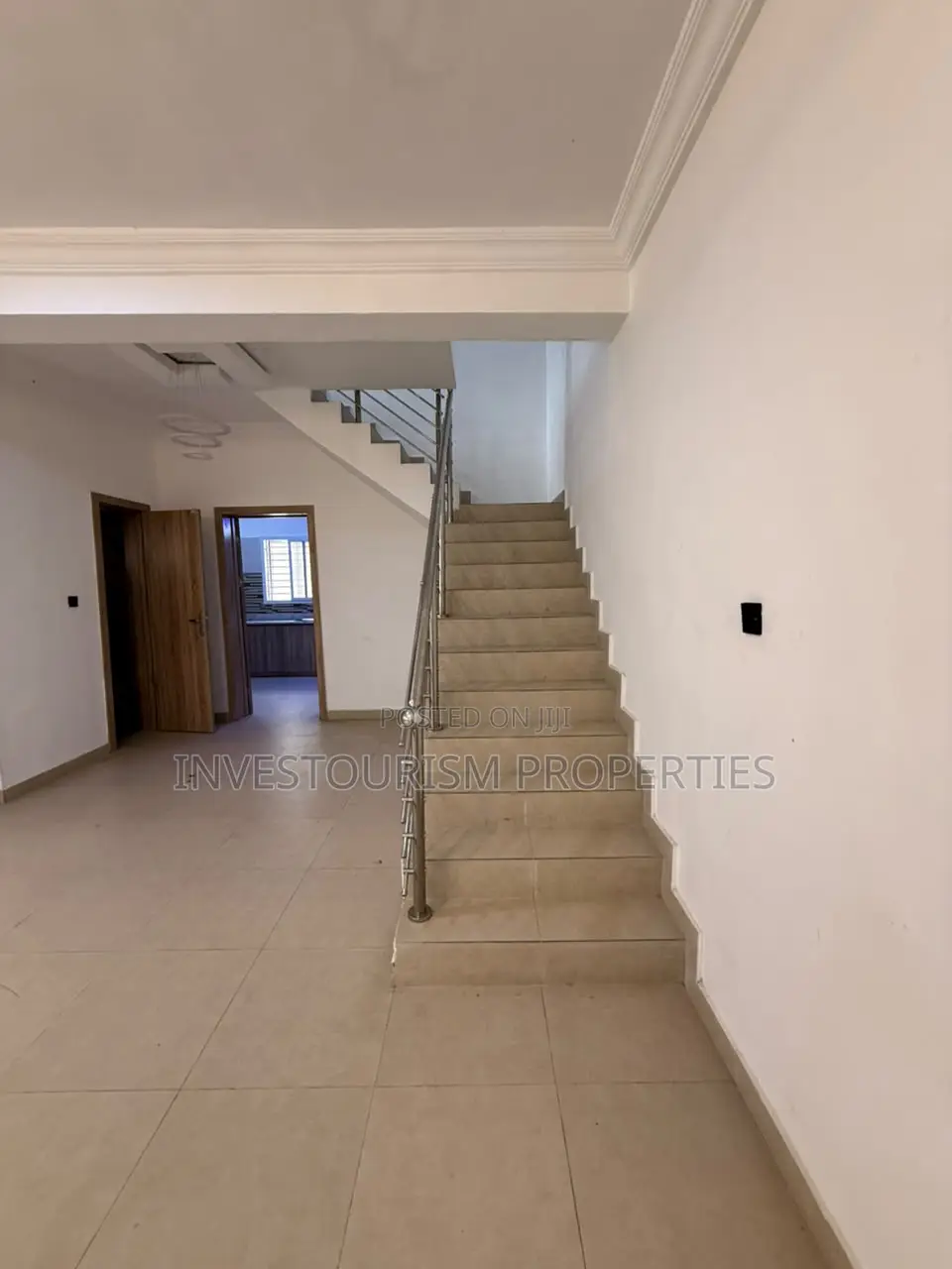 2bdrm Maisonette in Lekki Scheme 2 for rent in Off Lekki-Epe Expressway