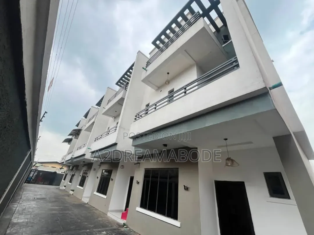 4bdrm Duplex in Olowora, Magodo Isheri for rent in Magodo Isheri