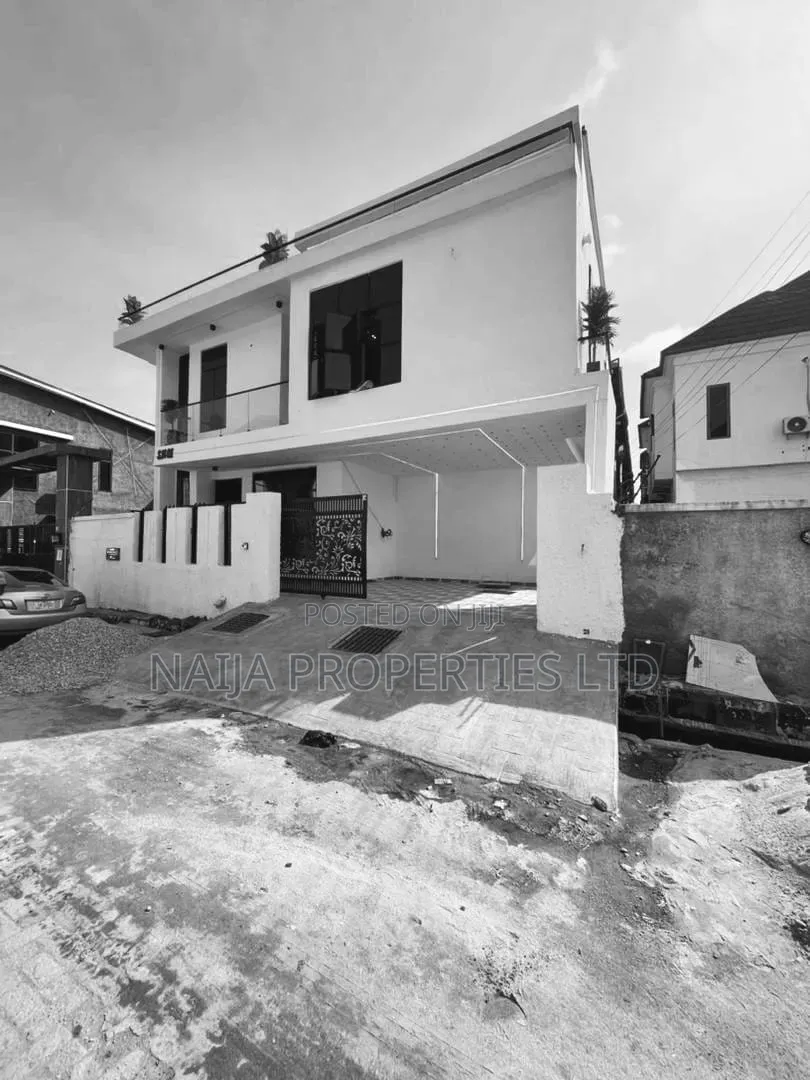 4bdrm Duplex in Orchid, Ikota for rent in Ikota