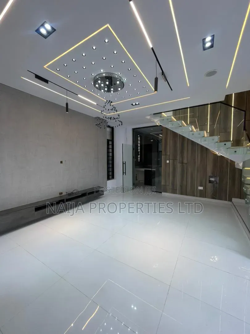 4bdrm Duplex in Orchid, Ikota for rent in Ikota