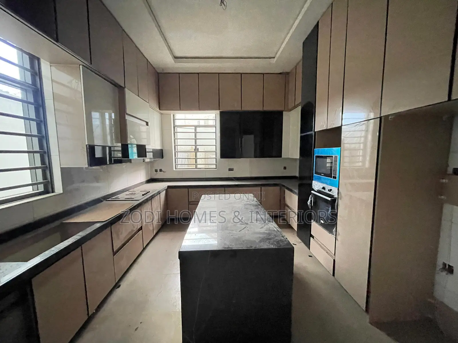 5bdrm Duplex in Omole Estate for sale in Omole Phase 1