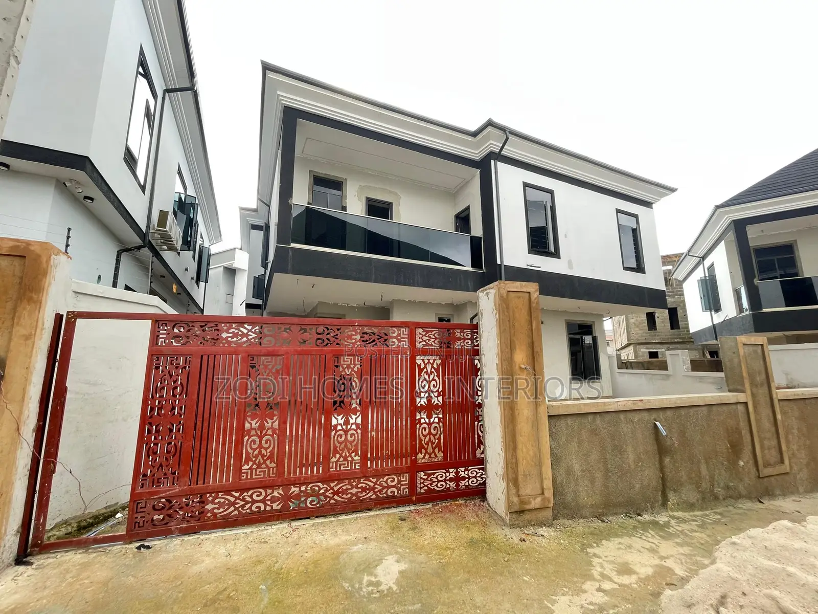 5bdrm Duplex in Omole Estate for sale in Omole Phase 1