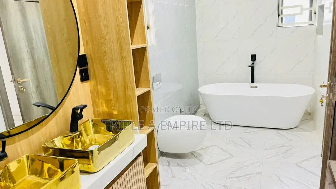 6bdrm Duplex in Katampe Extension for sale in Katampe Extension