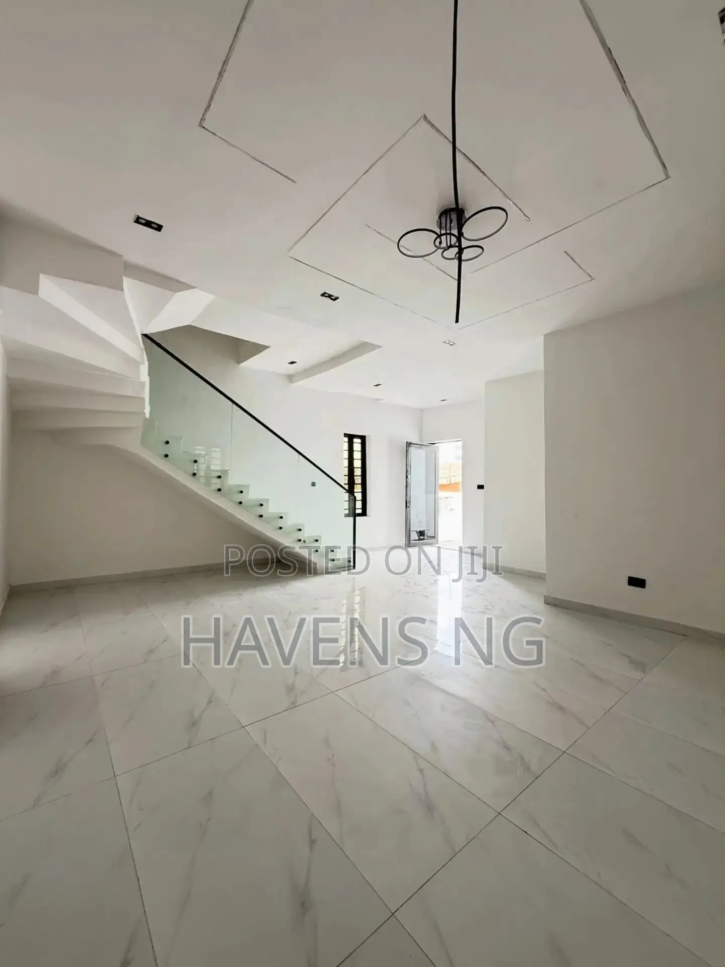 4bdrm Duplex in Lekki Phase 2 for sale in Lekki Phase 2