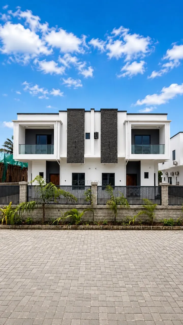 4bdrm House in Vgc Lekki Lagos for rent in VGC / Ajah